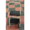 Image 1 : TWO STEP FOLDABLE STEPLADDER
