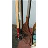 Image 1 : LOT OF GARDEN TOOLS