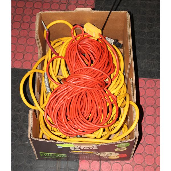 FLAT OF 2 EXTENTION CORDS I HEAVY DUTY