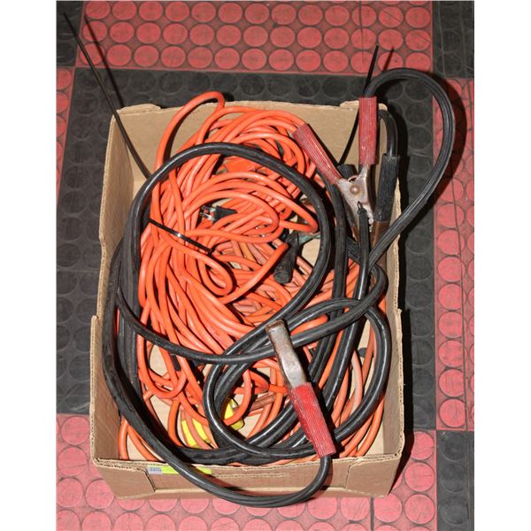 FLAT OF 2 EXTENTION CORDS PLUS BOOSTER