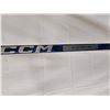 Image 3 : CCM 30 Fles Grip - P28 HSJ30Y2 YT Composite Hockey Stick - Left Handed