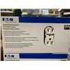 Image 2 : Eaton Standard Duplex Receptacle 270W White 10pc x's 2