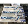 Image 1 : Sensodyne Whitening Toothpaste 3 x 145ml