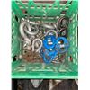Image 4 : Mixed Lot Assorted Lever Load Binders, Bin of Links and Shackles, Lot of 4 Castors and 2 Assorted Ha