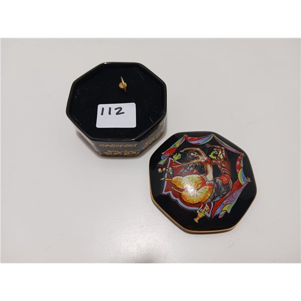 Vintage 1988 Franklin Mint, Scheherazade Music Box, Fine Porcelain Trinket Box *Approximate* 2.5"D 1