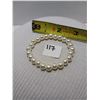 Image 3 : White Pearl Stretch Bracelet