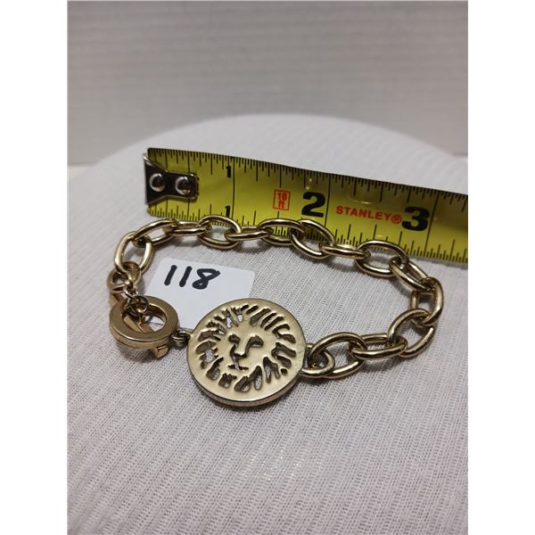 Vintage Anne Klein, Cutout Lion Charm Chain Toggle, Bracelet 8 Inch Round, Gold Tone