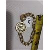 Image 2 : Vintage Anne Klein, Cutout Lion Charm Chain Toggle, Bracelet 8 Inch Round, Gold Tone