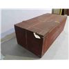 Image 2 : Hudson Bay Winnipeg Christmas Hamper 9'' x 27'' x 13'' 