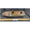 Image 1 : Nice vintage speed boat model 16"