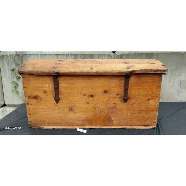 Antique barrel/arch top chest late 1800s 38"x19"x19"