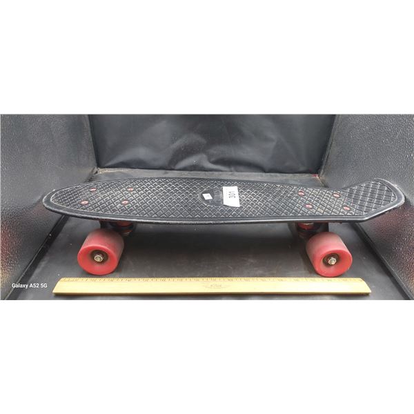 Vintage pennyboard (approx 22in long)