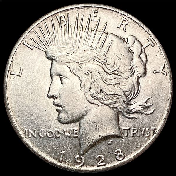 1928 Silver Peace Dollar CLOSELY UNCIRCULATED