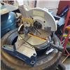 Image 1 : RYOBI COMPOUND MITRE SAW WORKING