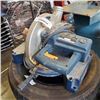 Image 2 : RYOBI COMPOUND MITRE SAW WORKING