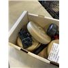 Image 2 : BOX OF FREE WEIGHTS