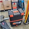 Image 1 : BLACK AND DECKER TOOL BOX