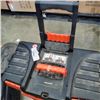 Image 2 : BLACK AND DECKER TOOL BOX