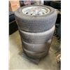 Image 2 : 235 65 17 MICHLIN LATITUDE ON ALUMINUM RIMS FROM HONDA CRV 2011