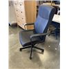 Image 2 : BLACK LEATHER OFFICE ARM CHAIR