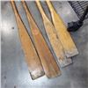Image 2 : 2 PAIRS OF OARS