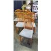 Image 1 : 5 DINING CHAIRS