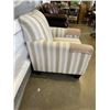 Image 3 : STRIPED ACCENT ARMCHAIR