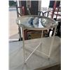 Image 1 : ROUND SIDE TABLE WITH EPOXY DESIGN