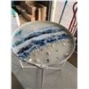 Image 2 : ROUND SIDE TABLE WITH EPOXY DESIGN