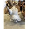 Image 8 : PUMPKIN WITH FLASHING LED LIGHTS, CAST OWL FIGURE AND ROOSTER STATUE