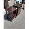 Image 2 : NIGHTSTAND AND SIDE TABLE