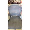 Image 2 : MESH BACK OFFICE CHAIR