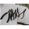 Image 2 : Screwdrivers, Pliers, Vise Grips 