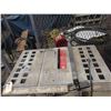 Image 2 : Delta Table Saw with Stand 