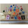 Image 1 : Lot of barbie accessories