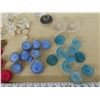 Image 2 : Tray of vintage glass buttons