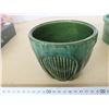 Image 2 : Roseville planter and green pottery planter
