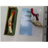 Image 4 : wood fishing lures, jointed, one sure strike