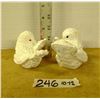 Image 2 : 2 White Bird Ornaments