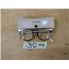 Image 1 : Vintage eye Glasses in the Case