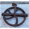 Image 2 : Vintage Well Pulley