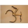 Image 2 : Pat 1869 Come-Along Handcuff