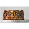 Image 1 : 1942 Saskatchewan license plate - 54-082 - rough