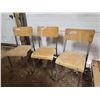 Image 2 : 3 Stackable chairs