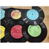 Image 4 : 14 - 45rpm records