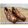Image 2 : Vintage benchmark leather shoes, men's sz 10.5