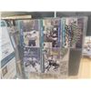 Image 8 : hockey card binder - includes 25 autographed cards