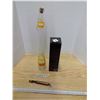 Image 2 : Mason's Root Beer Bottle, Chatillon Scale