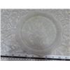 Image 1 : Iris and Herringbone 7" Frosted Glass Plate