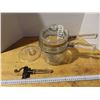Image 1 : Vintage pyrex double boiler and and extra lid
